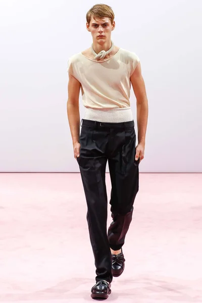 Look 20
